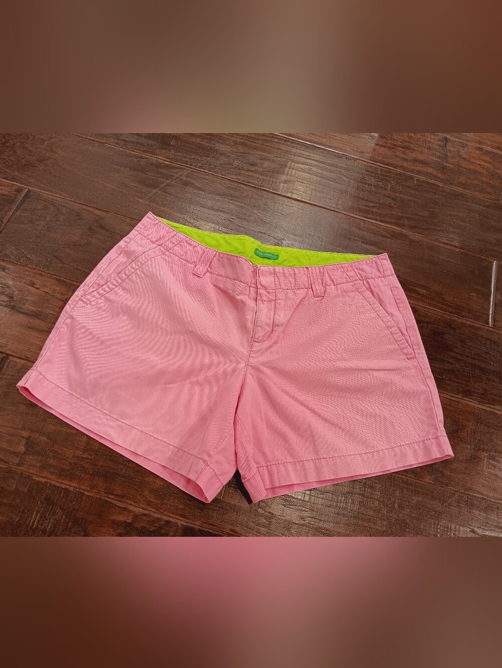 Lilly Pulitzer Pink Palm Beach Fit Chino Shorts Lime Green Trim - Size 8
